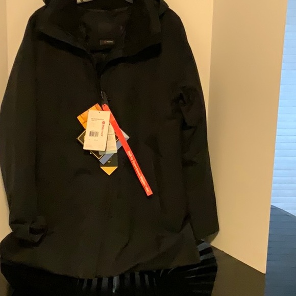 Marmot Gore-Tex Jacket - Picture 2 of 15